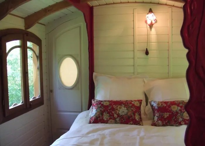 Oda ve Kahvaltı La Hulotte 3*